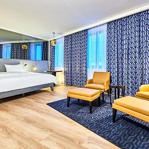 **** Hotel Radisson Blu Hotel, Centre Ukraine